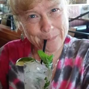 Meet your Posher, Kellie